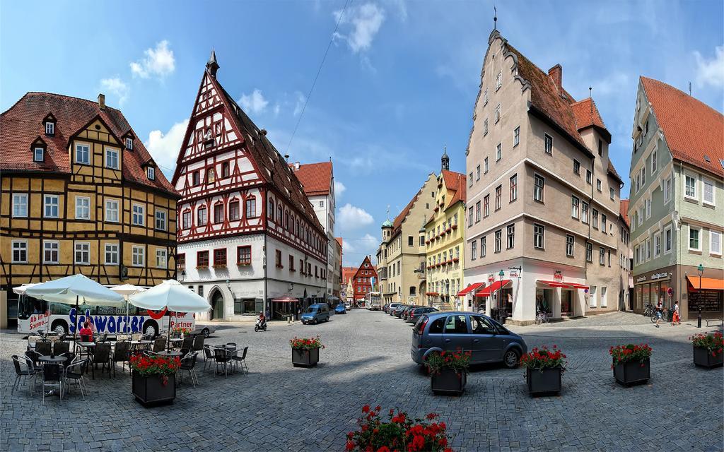 Aparthotel Donaustern Asbach-Baumenheim Bagian luar foto